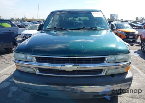 2003 Chevrolet Suburban C1500 from USA, damaged, VIN 1GNEC16T03J161779